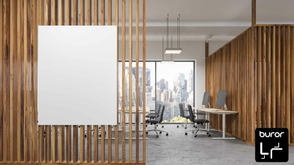 Bureau bien aménagé 
